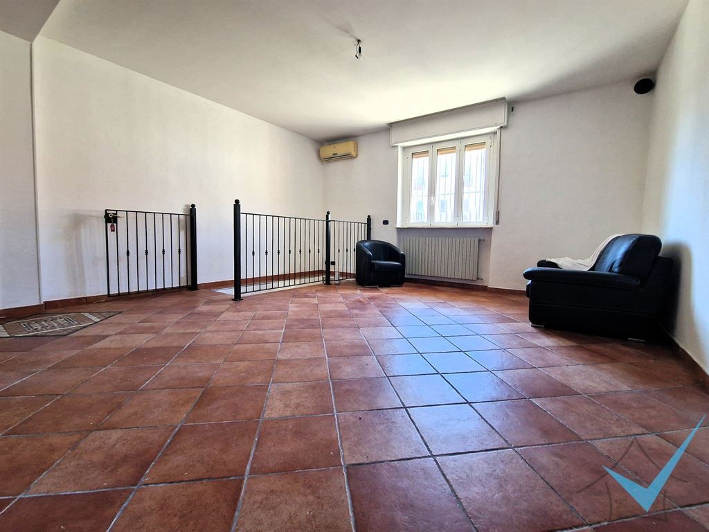 COGLIATE- Trilocale Libero Subito